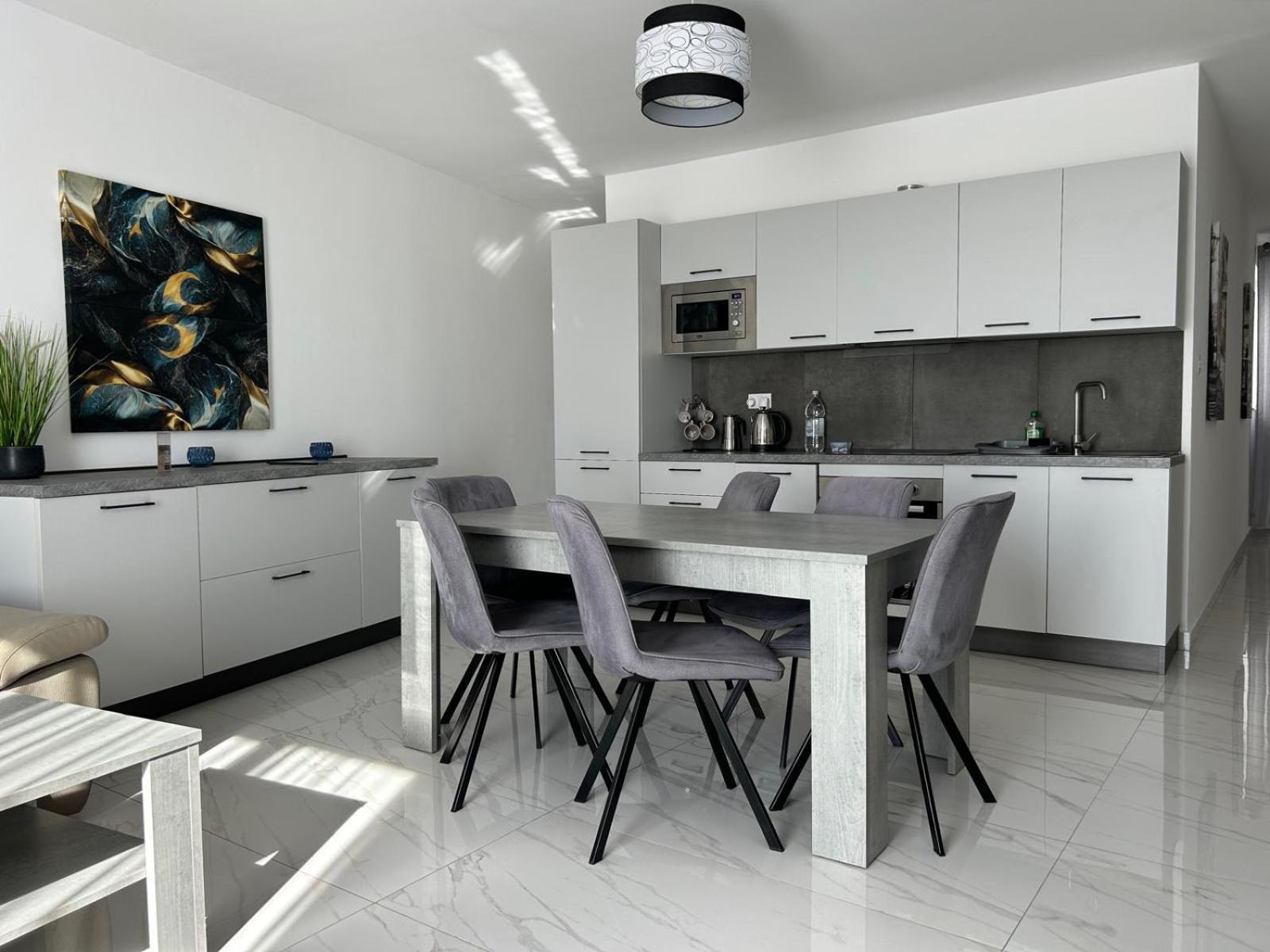 Exceptional 3-Bedroom Apartment, Sliema - Tigne Point! Dış mekan fotoğraf
