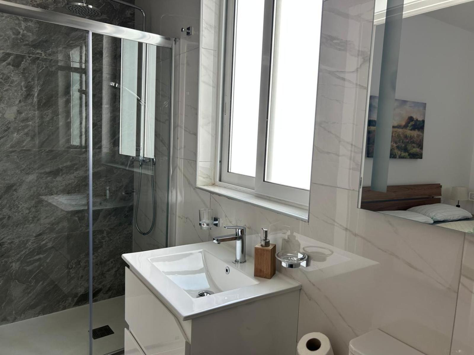 Exceptional 3-Bedroom Apartment, Sliema - Tigne Point! Dış mekan fotoğraf