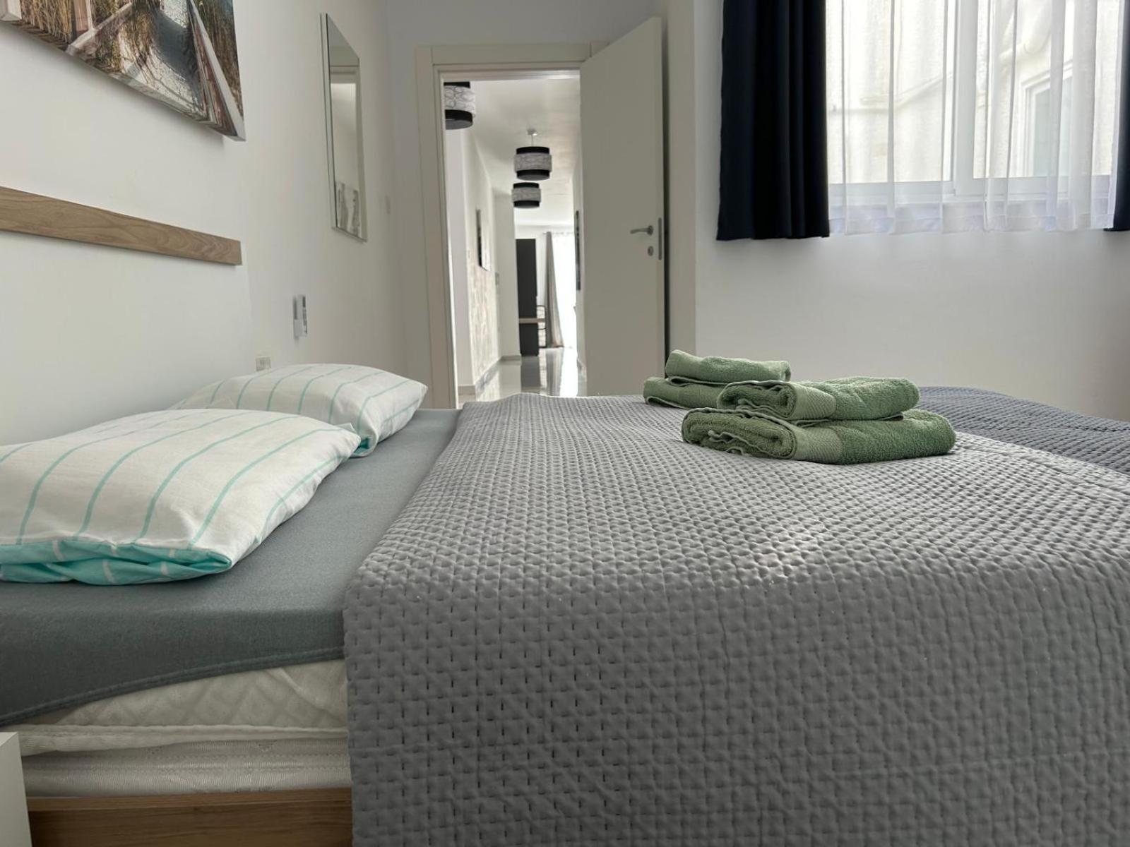 Exceptional 3-Bedroom Apartment, Sliema - Tigne Point! Dış mekan fotoğraf