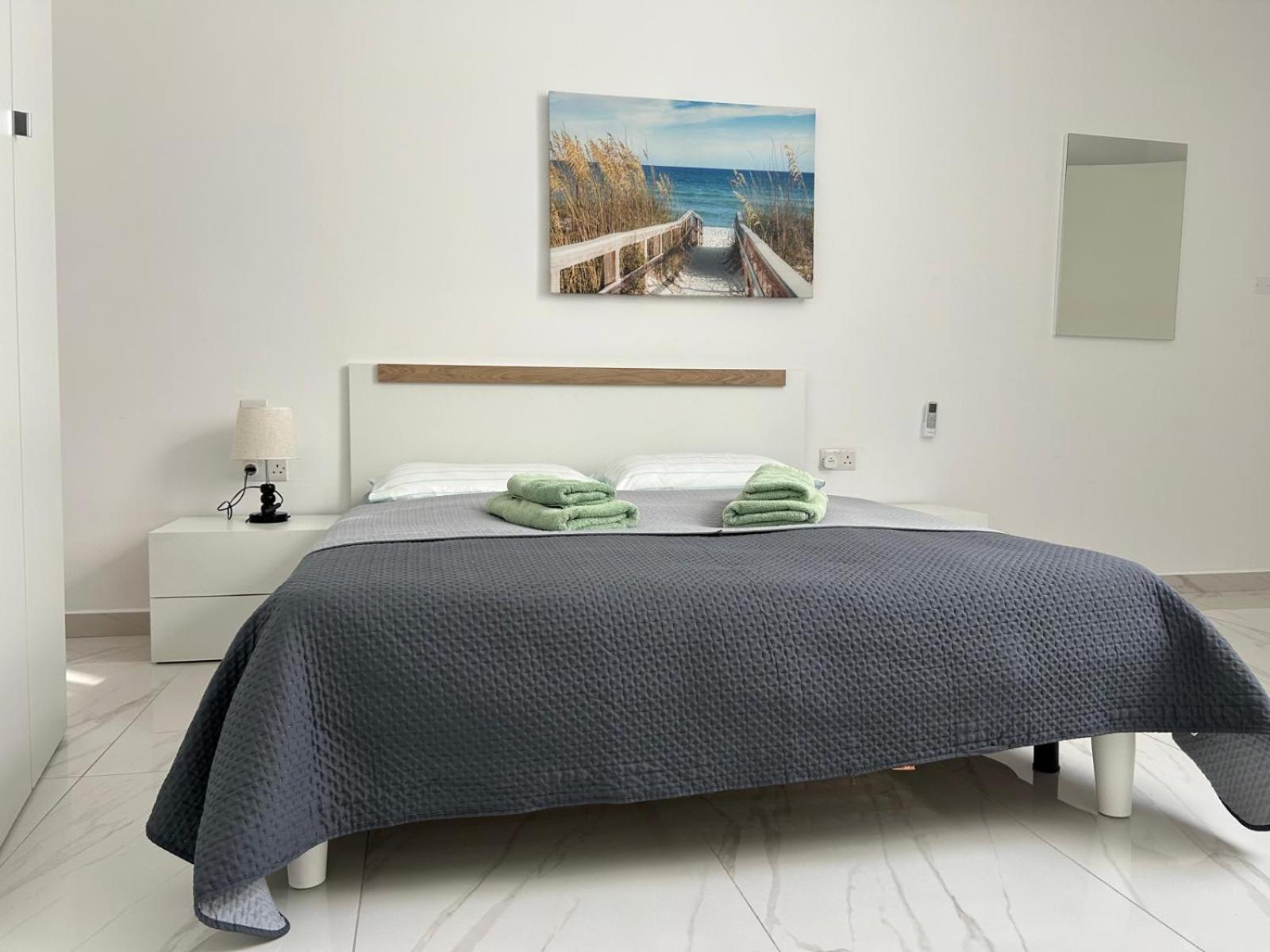 Exceptional 3-Bedroom Apartment, Sliema - Tigne Point! Dış mekan fotoğraf